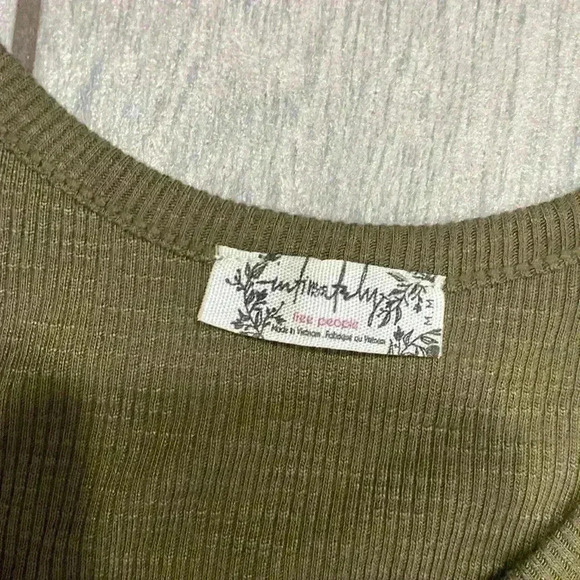 Free People Long Beach Tee Olive Size Medium - Picture 5 of 5